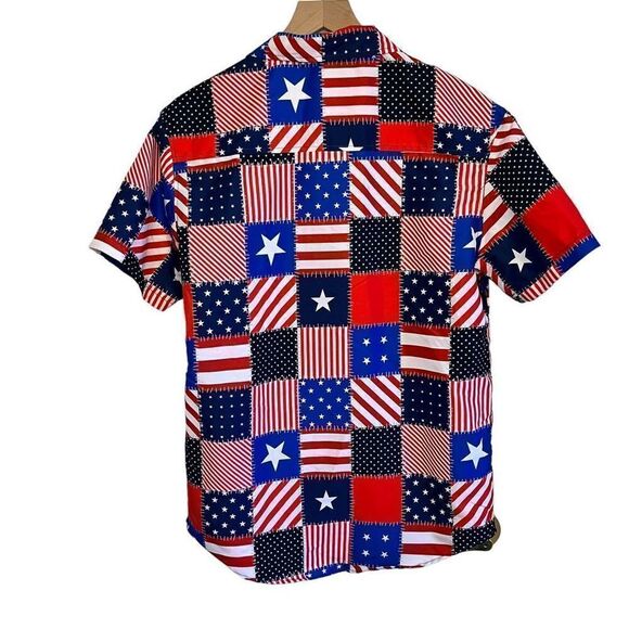 Broken Threads Surf Patriotic US Flag Print UV Protection Camp Pool Shirt Sz L - Picture 2 of 6